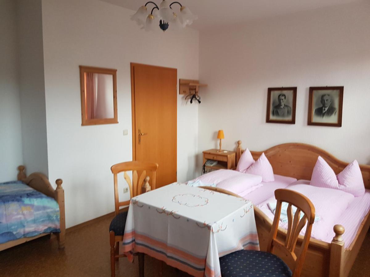 Gasthaus Und Hotel Peterhaensel Spechtsbrunn Ngoại thất bức ảnh